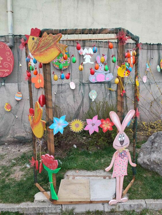 Смолян потъна във великденска украса, общината благодари