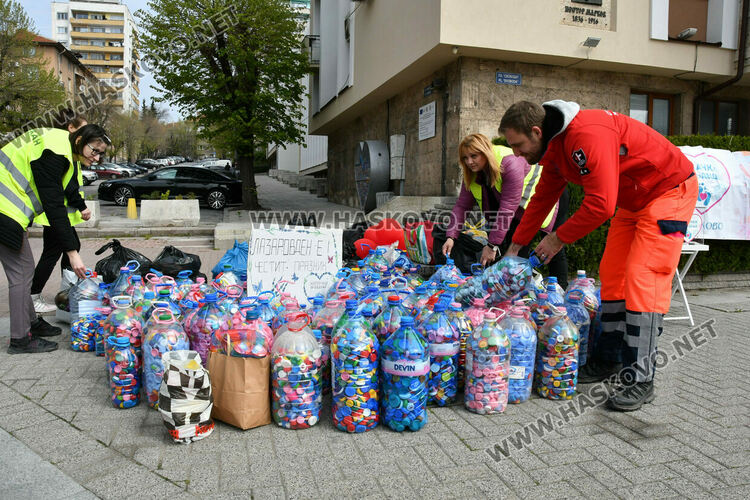 Хасковлии се включиха в набирането на средства за пета детска неонатална линейка