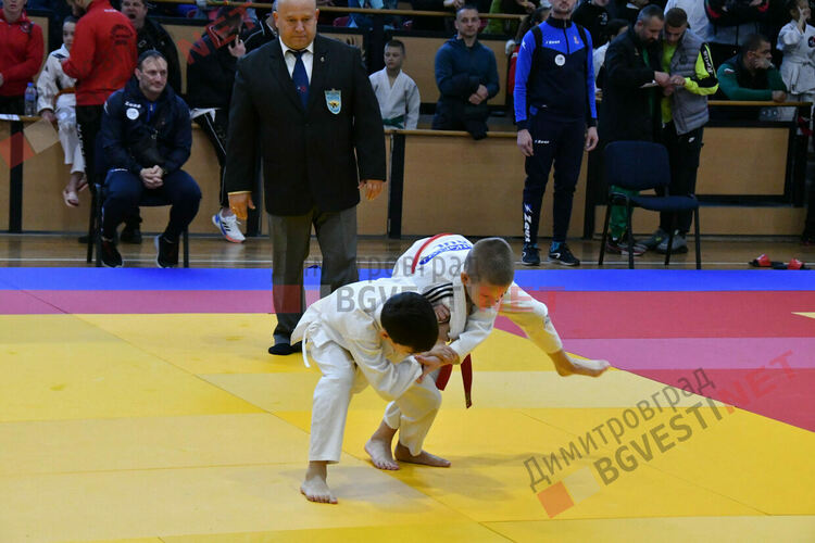 Над 700 джудисти превземат спорната зала в Димитровград