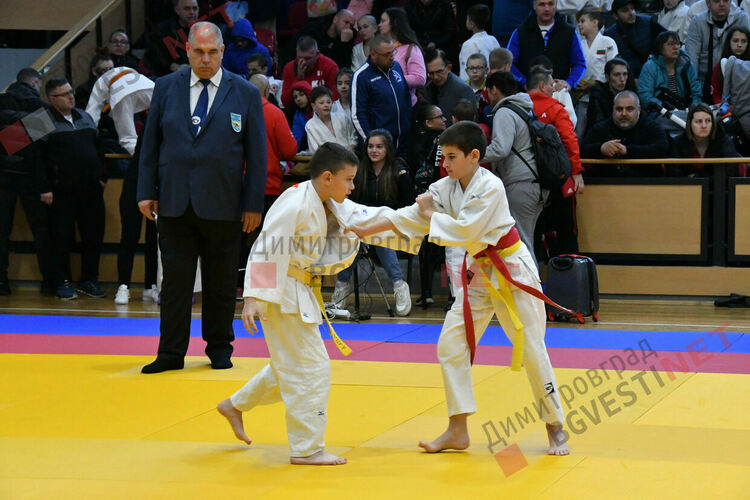 Над 700 джудисти превземат спорната зала в Димитровград