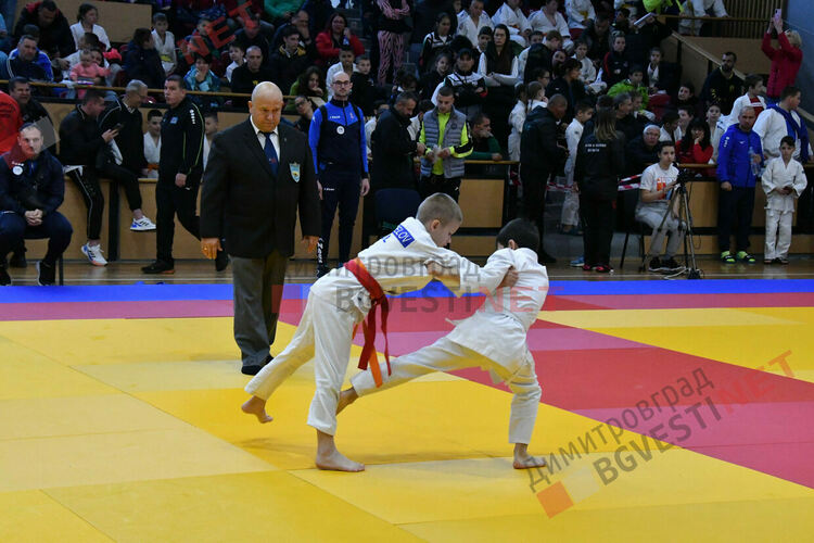 Над 700 джудисти превземат спорната зала в Димитровград