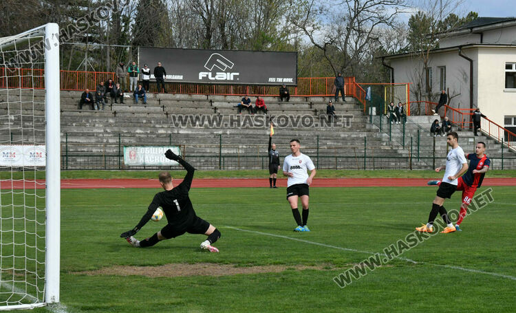 „Саяна- Хасково“ загуби у дома от Карнобат