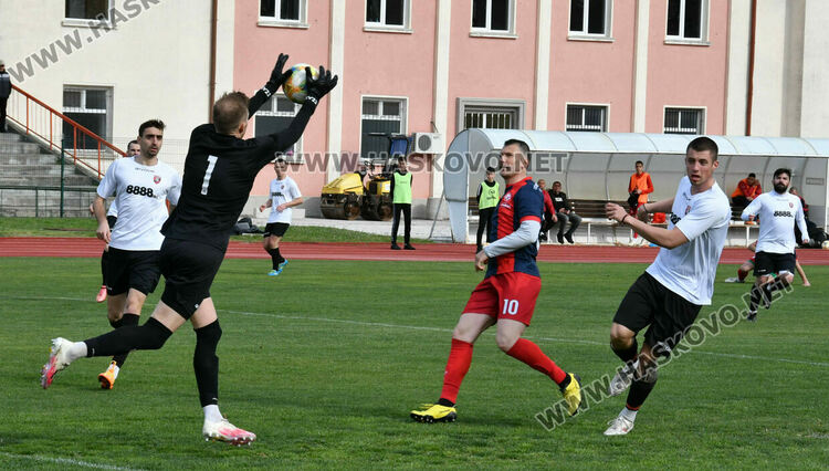 „Саяна- Хасково“ загуби у дома от Карнобат