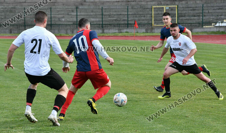 „Саяна- Хасково“ загуби у дома от Карнобат