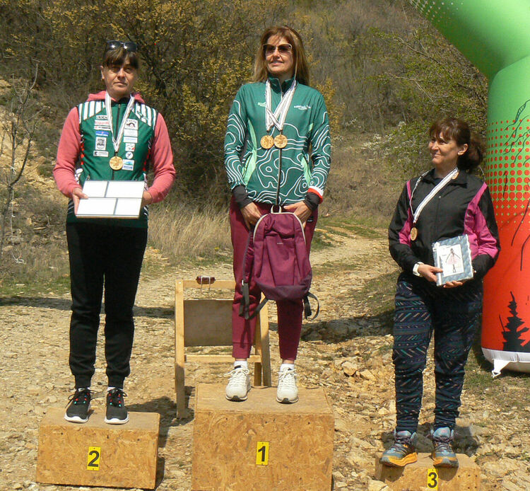 5 медала за състезателите на „Компас“ от Купа „Сърнена гора“