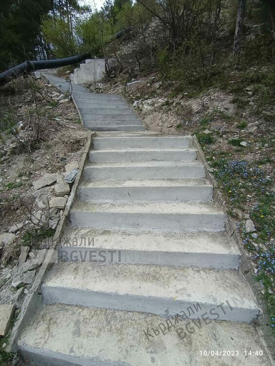 Обновяват туристическата инфраструктура на лесопарк "Момчил юнак"