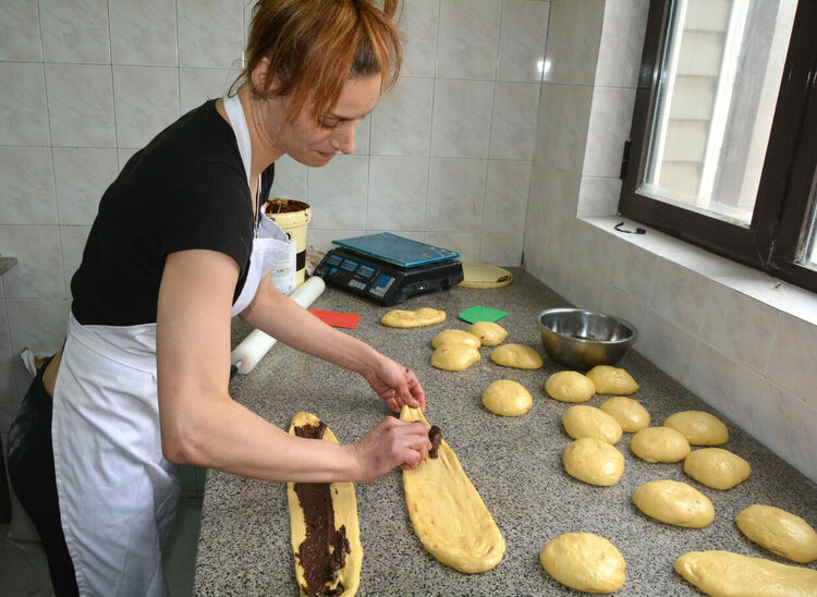 Козунаци от шампион взривиха Великденския пазар в България и Румъния