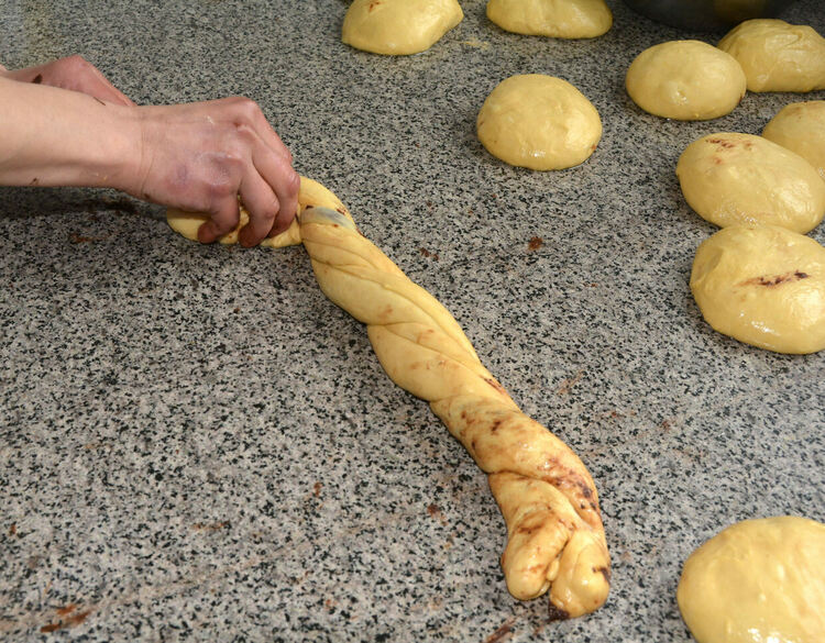 Козунаци от шампион взривиха Великденския пазар в България и Румъния