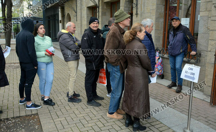 От 195 до 290 лева получават представителите на секциите в община Хасково