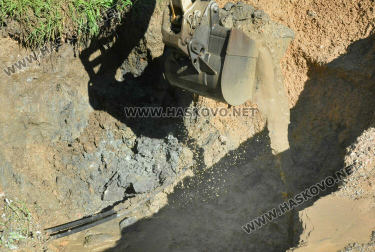 „Орфей“ без вода заради поредна ВиК авария зад СБА