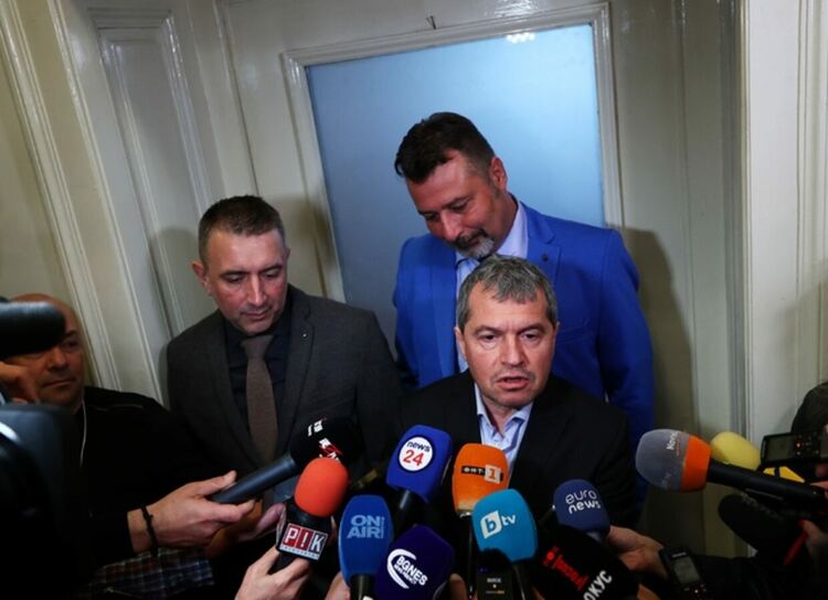 ИТН: За да се гласуват законите по Плана за възстановяване не е нужно да има правителство. Но поне председател на НС...