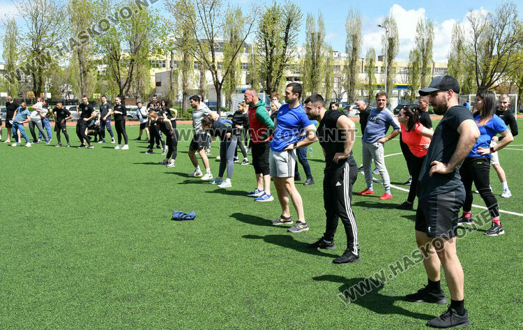 Над 100 ентусиасти се включиха в благотворителната тренировка в Хасково