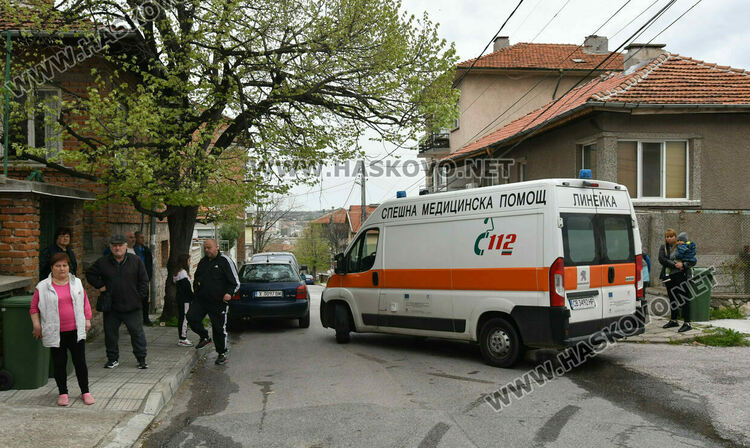 В болница остава жената, пострадала при пожара от газов котлон