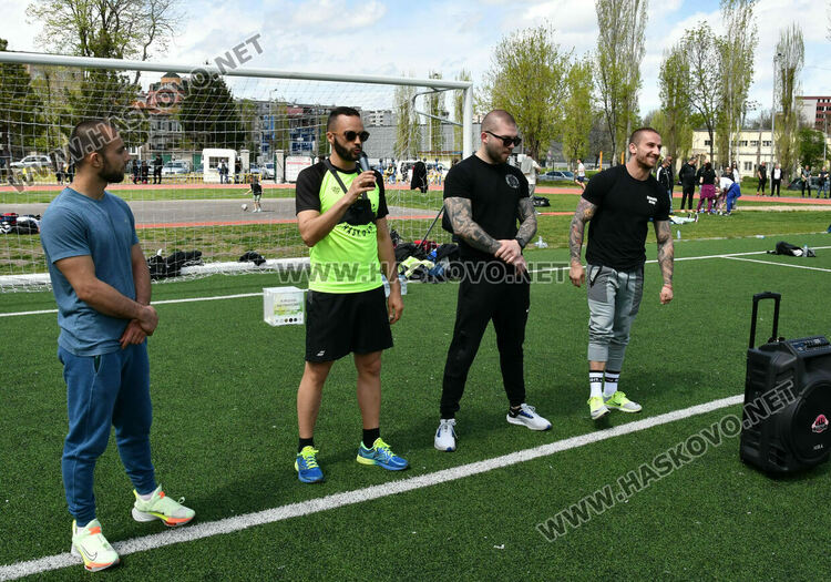 Над 100 ентусиасти се включиха в благотворителната тренировка в Хасково