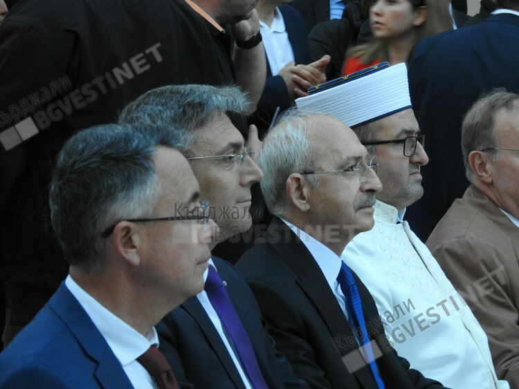 Кемал Калъчдароглу в Кърджали: Религията не трябва да се употребява за политически цели!