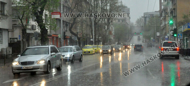 Най-много дъжд валя в Хасково, наводни улици