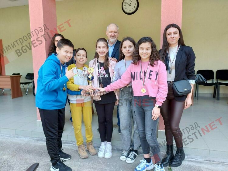 Над 40 деца от Димитровград участваха в „Пътуване към Космоса“