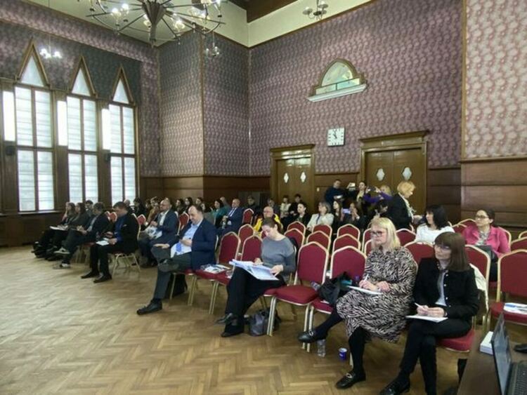 Перник бе домакин на Информационна кампания за възможностите за подкрепа по линия на Програма „Развитие на регионите“ 2021-2027