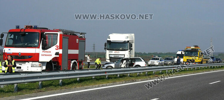 Катастрофа затвори магистрала „Марица“ край Харманли