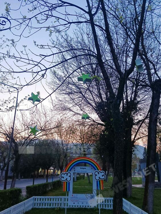 Посегателство върху празничната украса за Рамазан Байрама в Момчилград,вандали посегнаха на връх празника