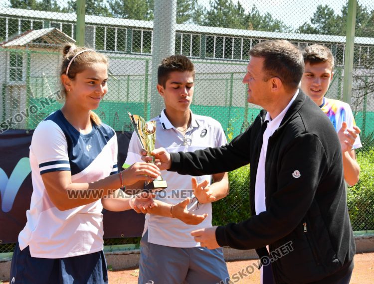Българи триумфираха в сингъл надпреварата по тенис за  “Купа Хасково”