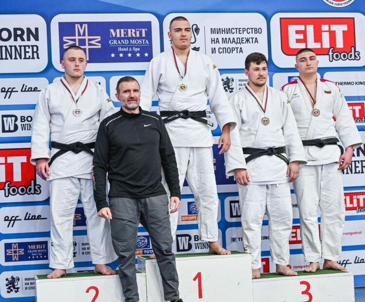 Христо Христов и Джани Бъчваров са шампиони от Държавното по джудо