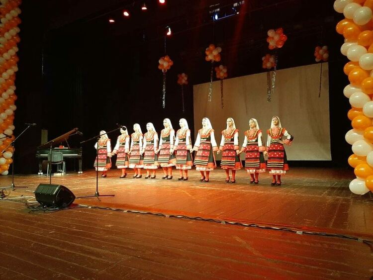 Талантите на Смолян завладяха сцената и публиката