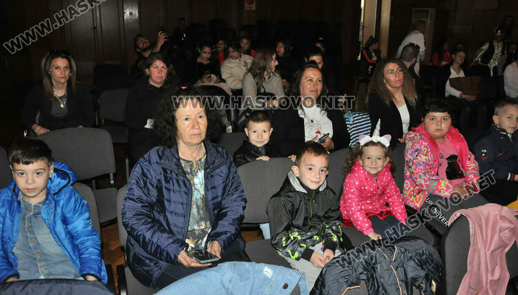 Усилията за интеграция на хора от уязвимите етнически групи минават през промени в законодателството