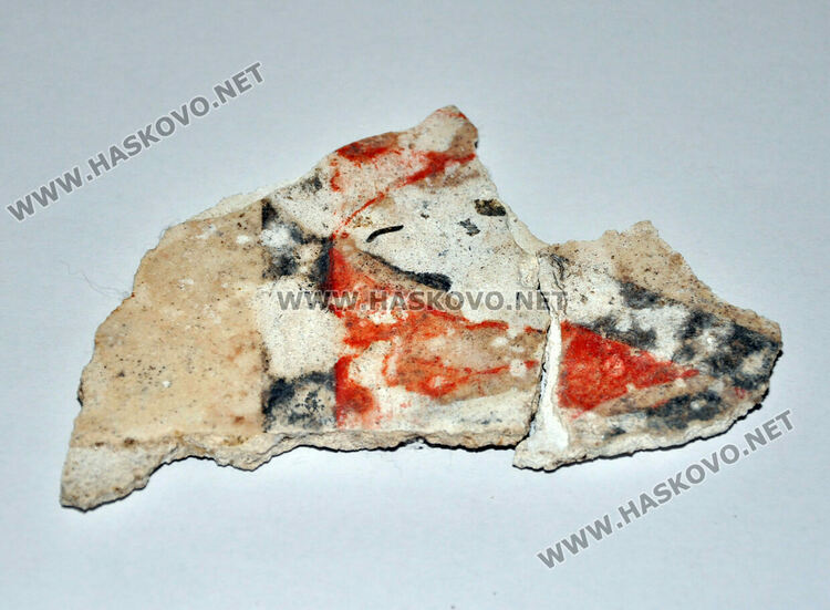 Дарителска кампания за спасително проучване на тракийска гробница със стенописи край Хасково 