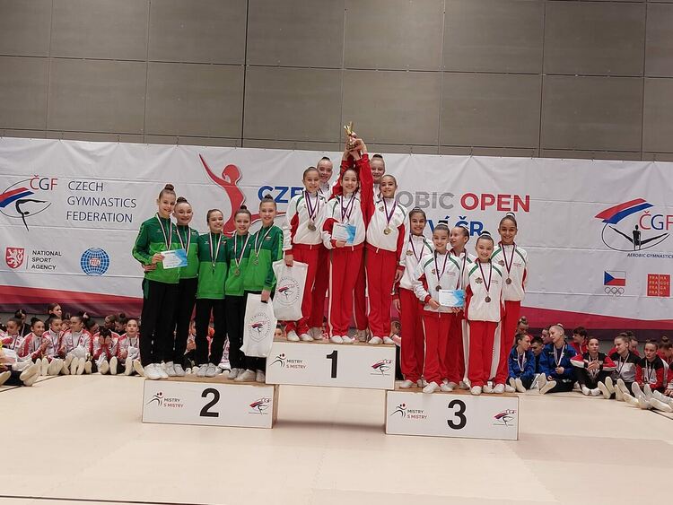 6 медала за „Мега спорт“ от международен турнир в Прага