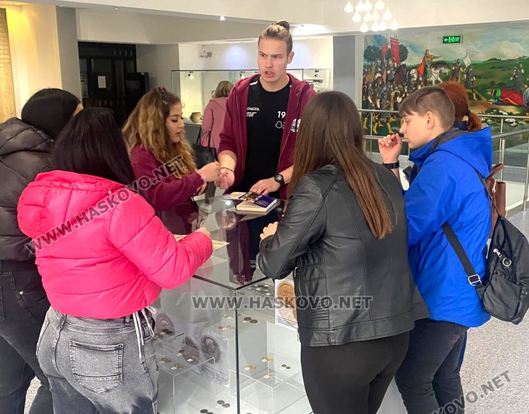 Ученици от три града опознават Хасково чрез иновативни уроци и преживявания