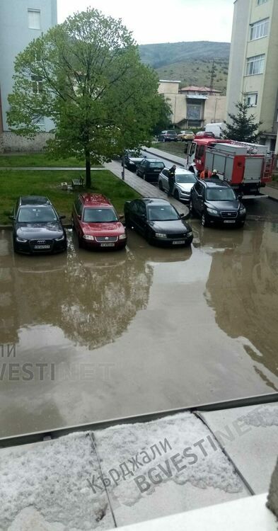    Порой удави Момчилград,удари и градушка