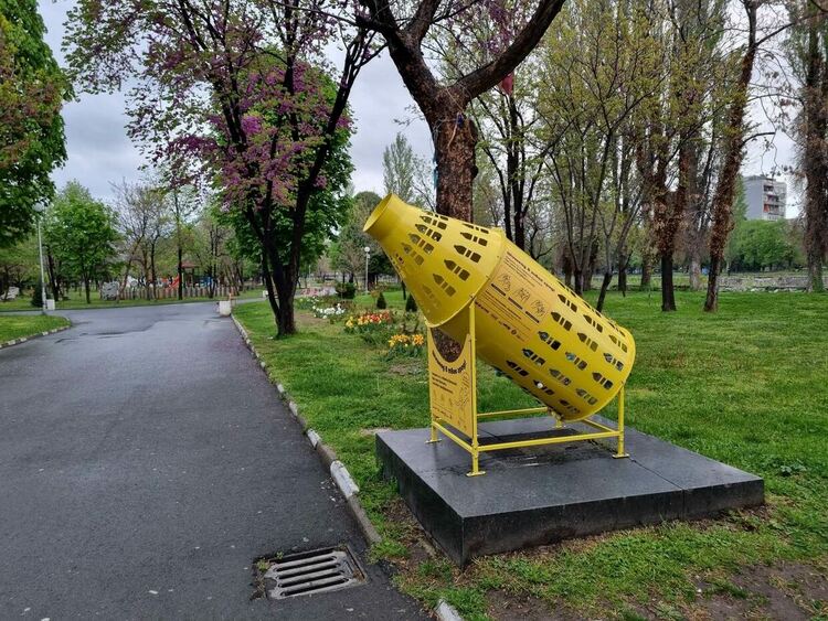 Шишеядът в Асеновград събра 26 кг. шишета