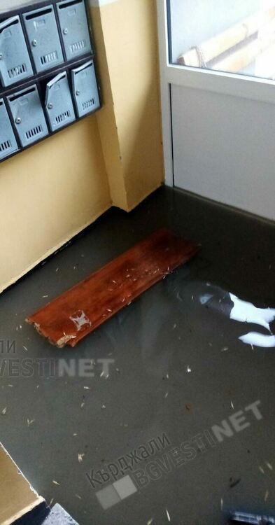    Порой удави Момчилград,удари и градушка