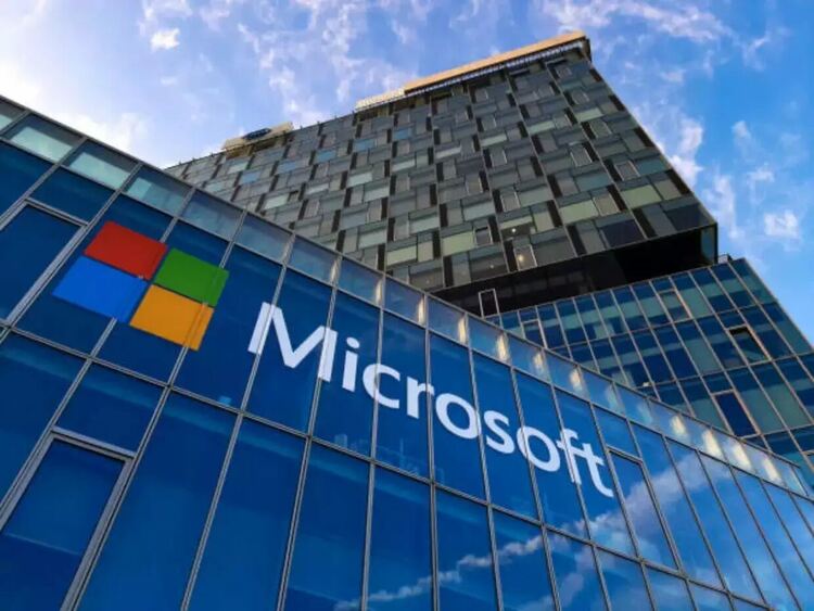 Microsoft откри в Полша първия център за облачни данни за региона на Централна и Източна Европа