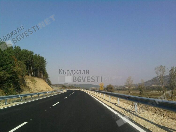 Днес за два часа се спира движението по I-5 Кърджали - Маказа в района на Балабаново