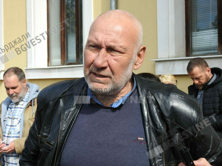 проф.д.и.н.Николай Овчаров