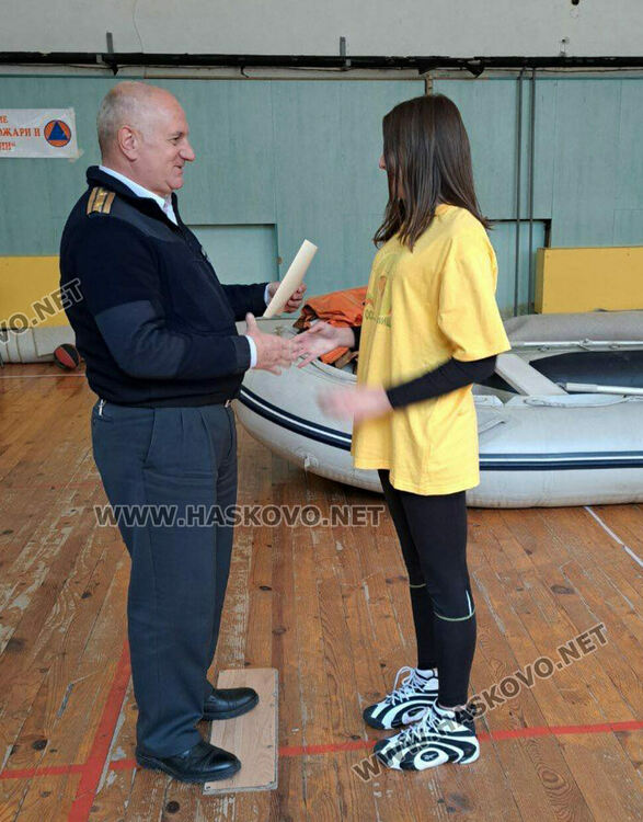 Отбор от Тополовград  представя областта на Националното състезание по защита при бедствия и аварии