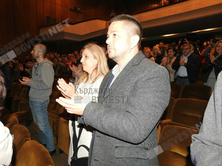 Кърджали се потопи във великолепието на персийската култура