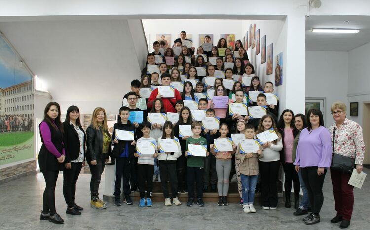 Ученици от СУ „Йордан Йовков“ получиха грамоти и сертификати по английски език 