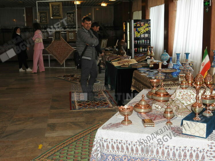 Кърджали се потопи във великолепието на персийската култура