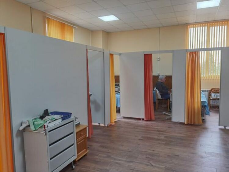 Нова зала за апаратна физиотерапия бе открита в Специализираната болница за продължително лечение и рехабилитация в Перник