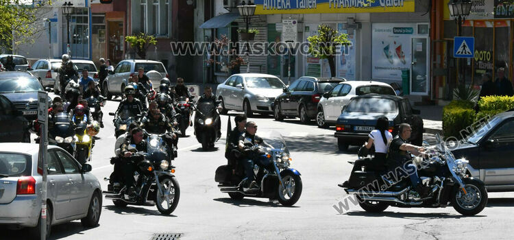 Рокерско шоу и състезателни стартове за празника на Харманли