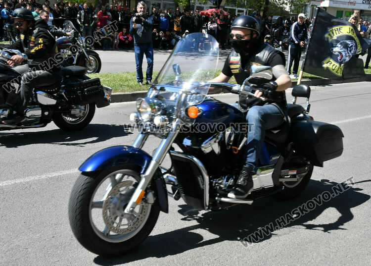 Рокерско шоу и състезателни стартове за празника на Харманли