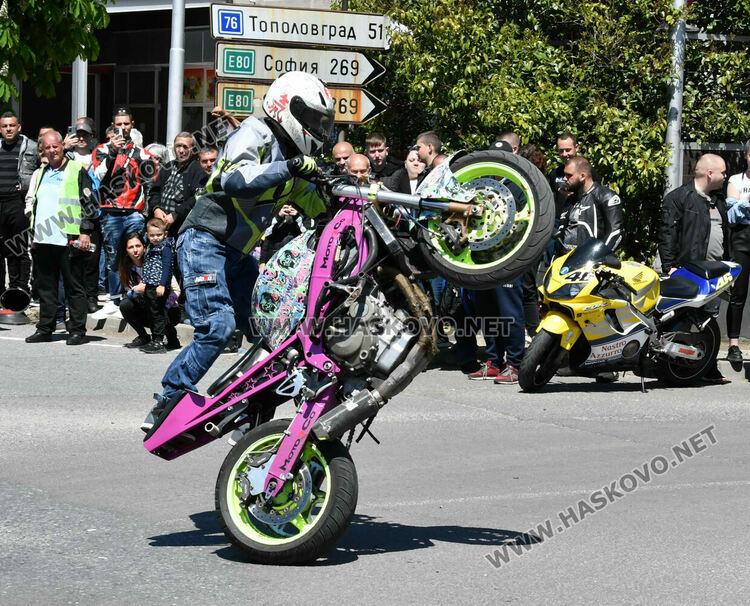 Рокерско шоу и състезателни стартове за празника на Харманли