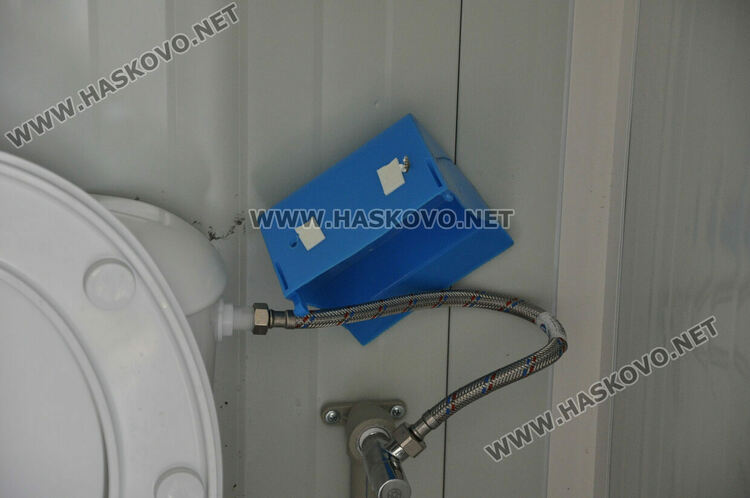 Хасковлийка: Изпочупиха поставки те в тоалетните в новия парк над ДНА