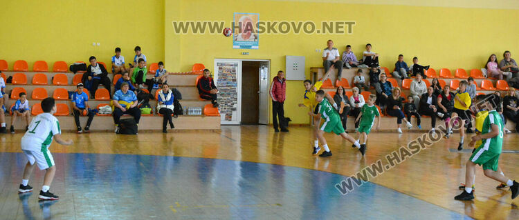 Младите хандбалисти на „Асти 91“ се класираха за финалния турнир на държавното