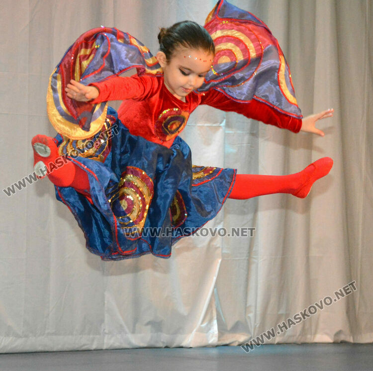 Купата на кмета от Фестивала на камерния танц бе връчена на участници от Бургас