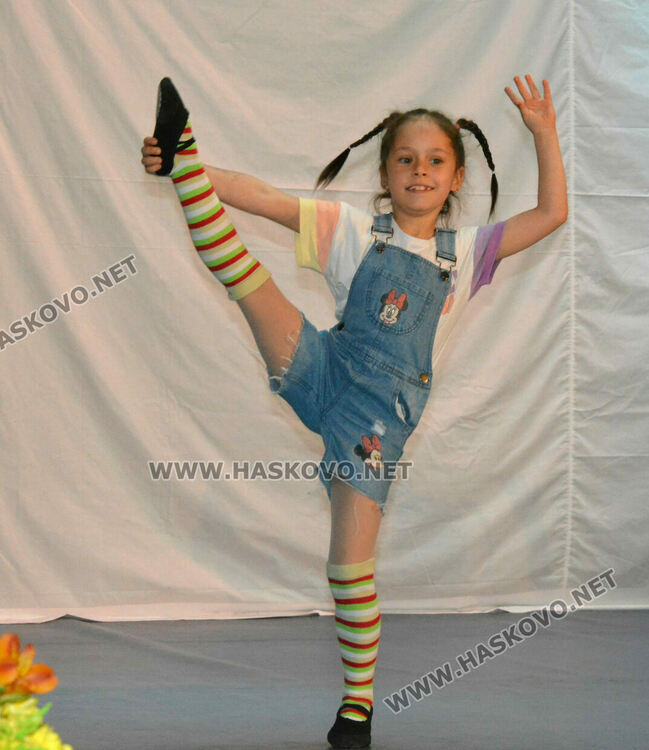 Купата на кмета от Фестивала на камерния танц бе връчена на участници от Бургас