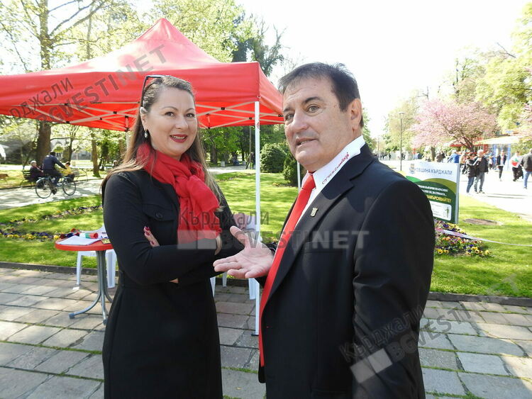 Милко Багдасаров с председателката на журито